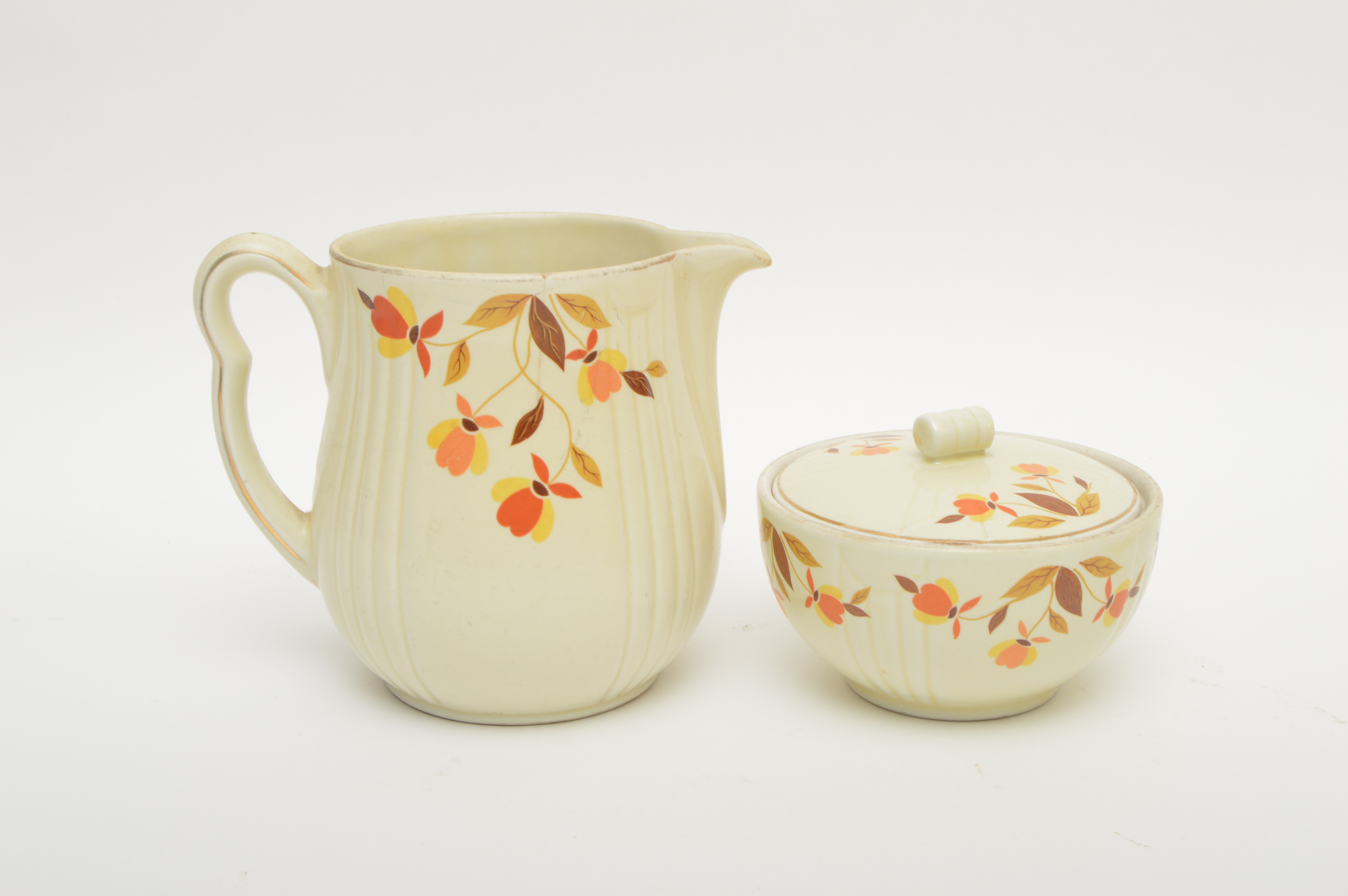 Hall's Superior Quality Kitchenware Set EBTH