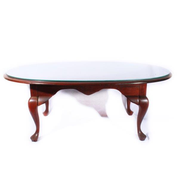 Queen Anne Style Oval Coffee Table EBTH