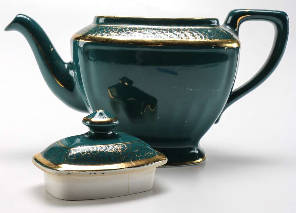 Hall China Hollywood Teapot EBTH