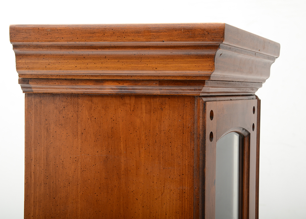 Broyhill Illuminated Curio Cabinet | EBTH