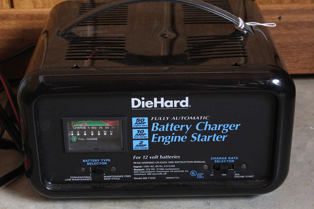 DieHard 12 Volt Battery Charger Engine Starter EBTH