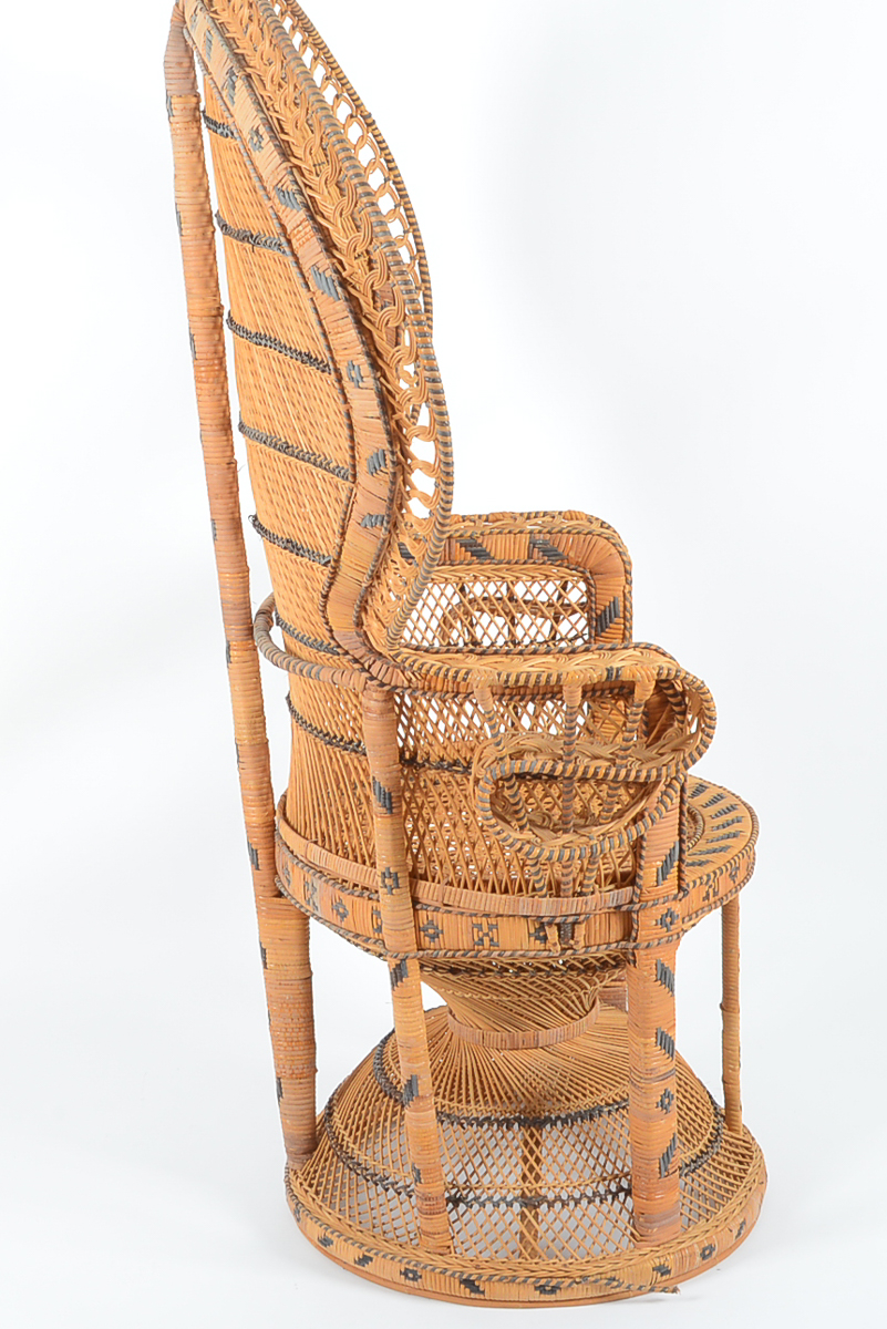 Vintage 1970s Wicker Peacock Chair EBTH