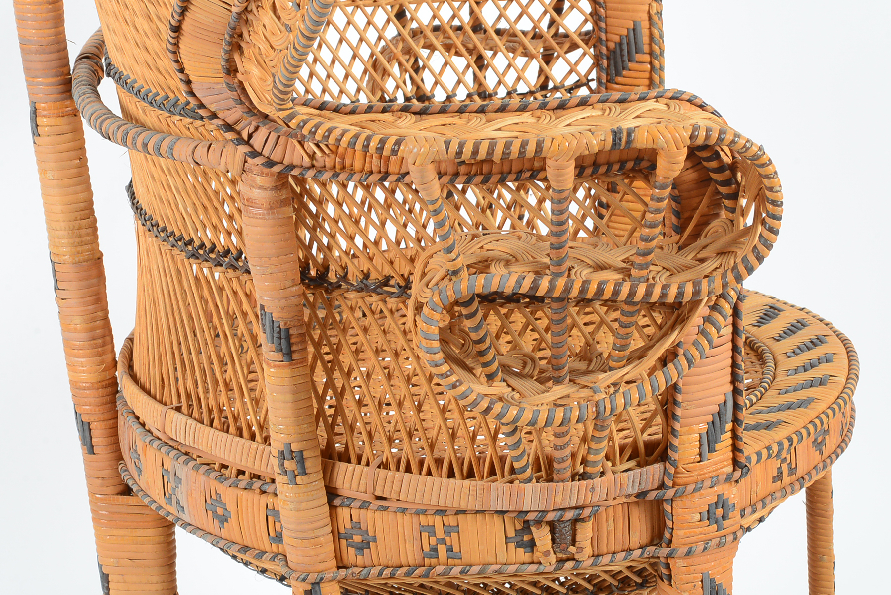 Vintage 1970s Wicker Peacock Chair EBTH