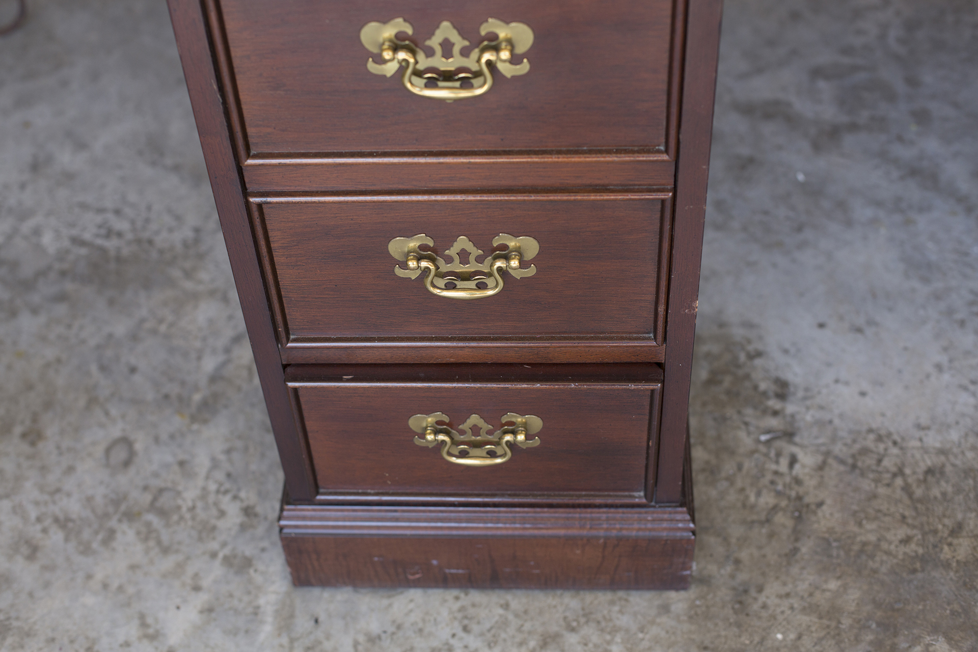 Wooden Desk made by Sligh Furniture in Holland, Michigan EBTH