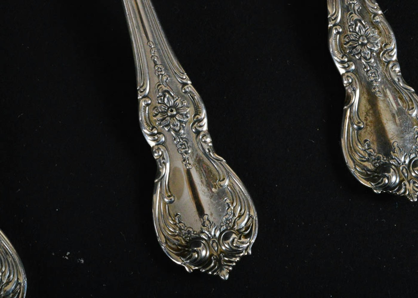 Towle Sterling Silver "Old Master" Flatware : EBTH