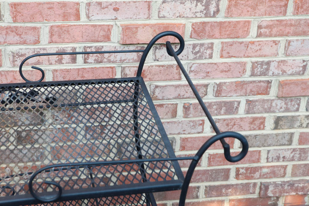 "Thermador CharGlo" Outdoor Grill and Serving Cart EBTH