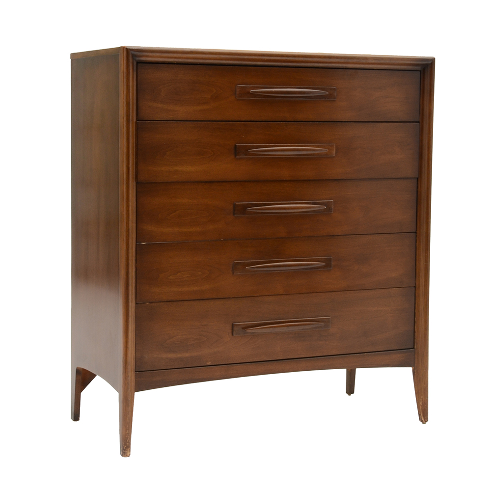 Broyhill Premier Dresser From the Emphasis Collection EBTH