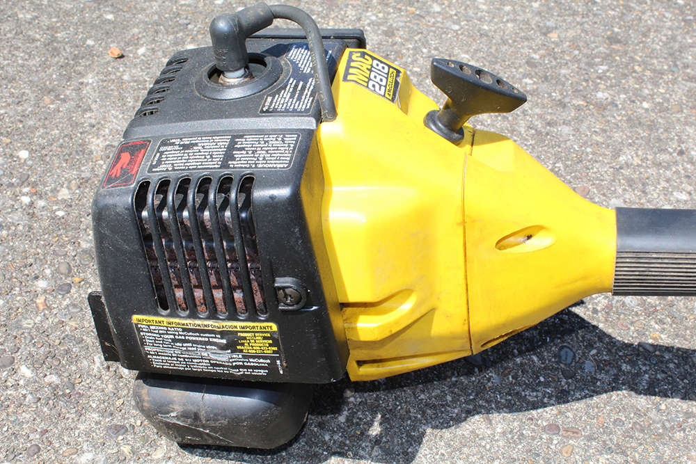 McCulloch MAC 2818 Gas Weed Trimmer EBTH