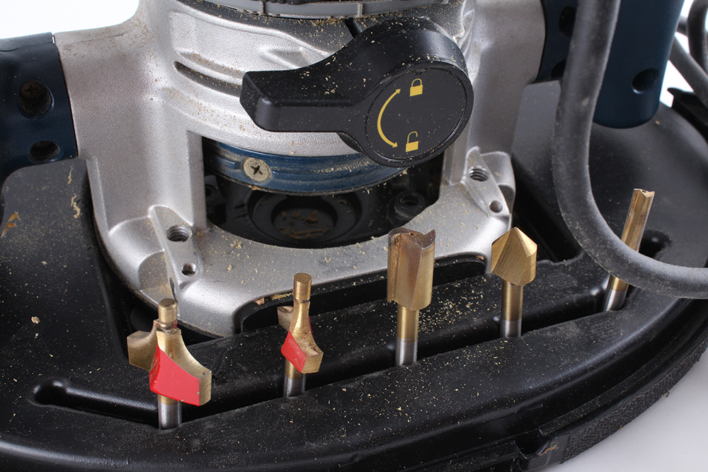 RYOBI 1 1/2 HP R160 Router Kit with Carrying Case EBTH