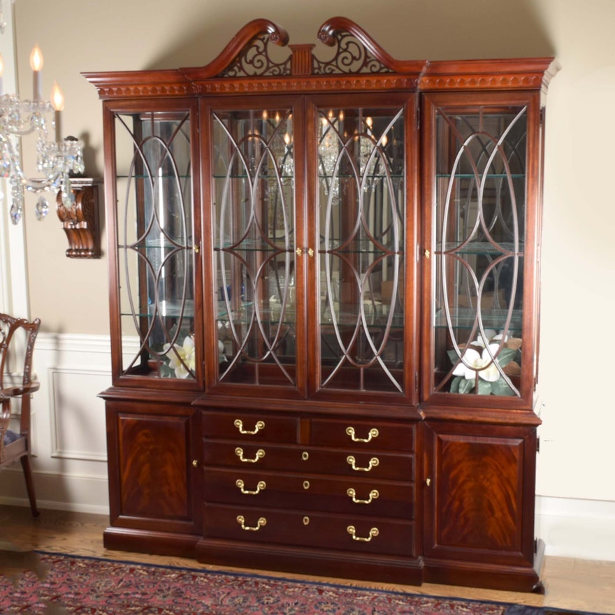 Federal Style Breakfront China Cabinet By Thomasville Furniture Ebth