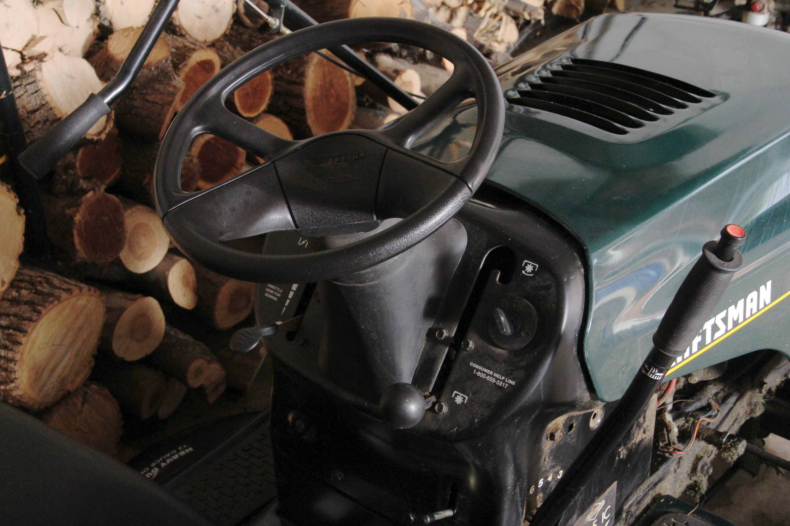 Craftsman LT1000 42" Riding Lawnmower and Snow Plow Attachment EBTH