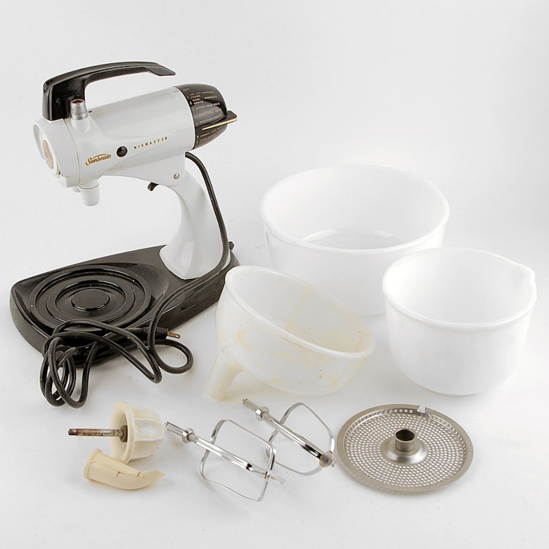 Vintage Sunbeam mixmaster, juicer attachment, sunbeam mixer attachment,  mixmaster attachment, milk glass bowl, working mixer