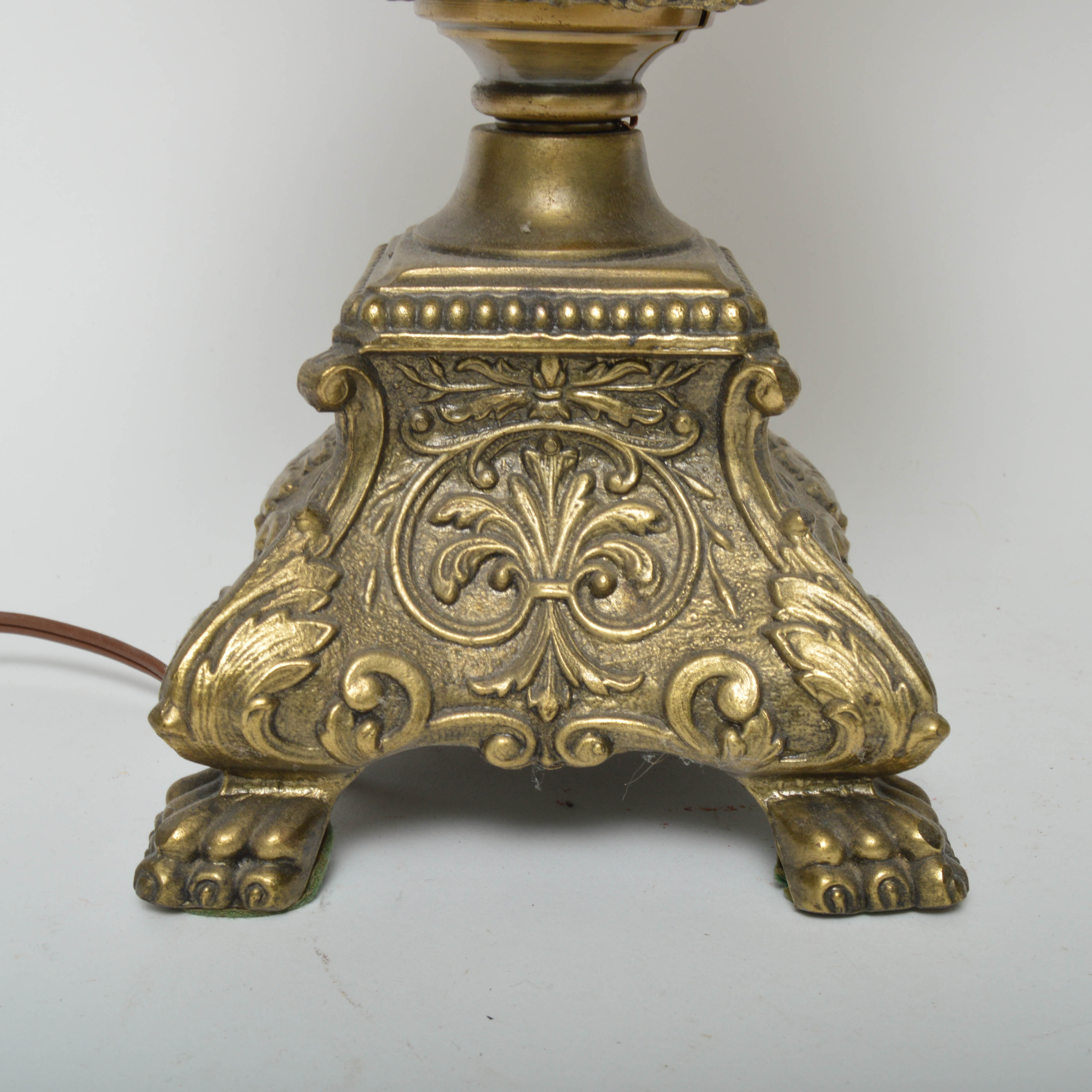 Vintage Parlor Brass Lamps with Hand Painted Globes EBTH