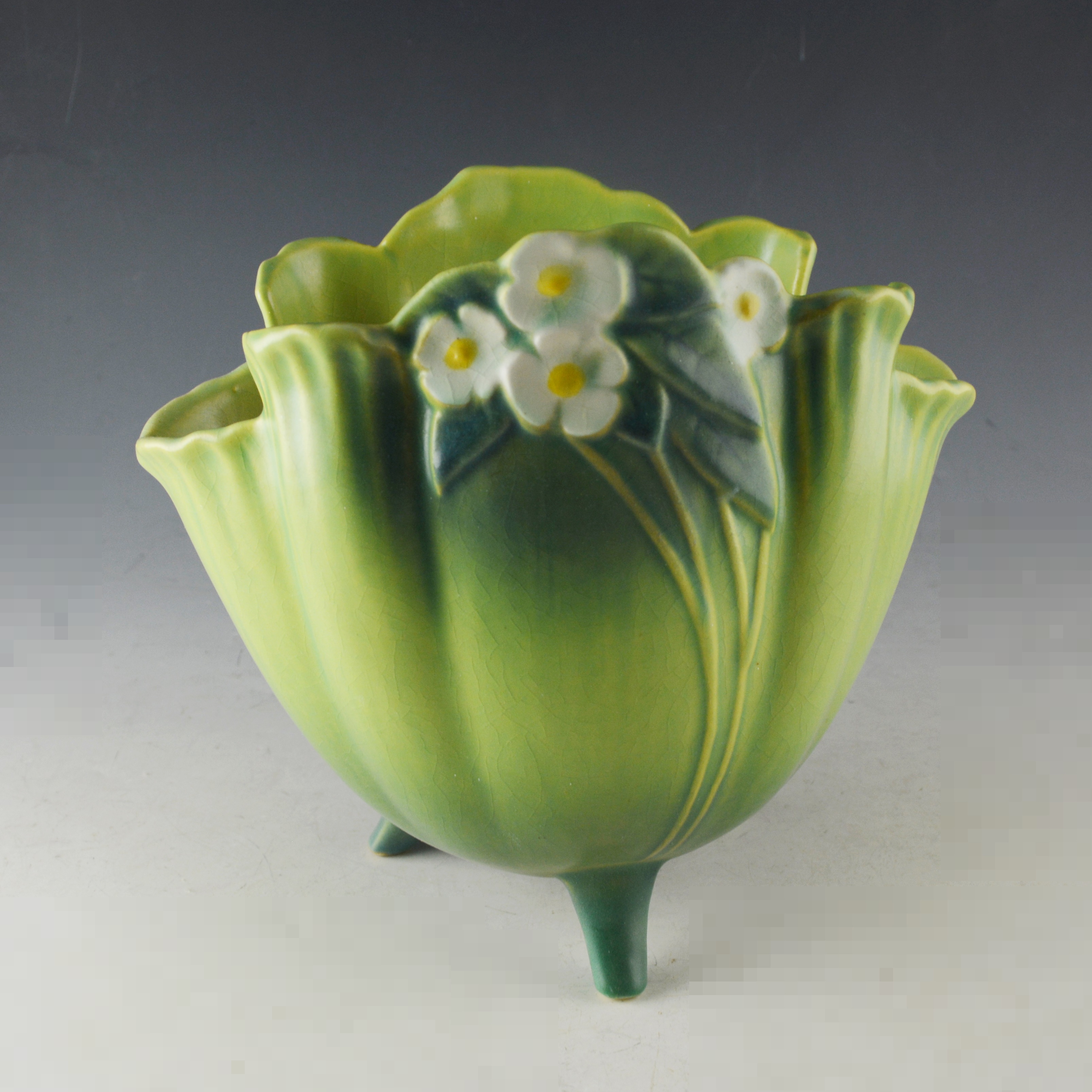 Roseville Pottery "Mock Orange" Green Bowl EBTH