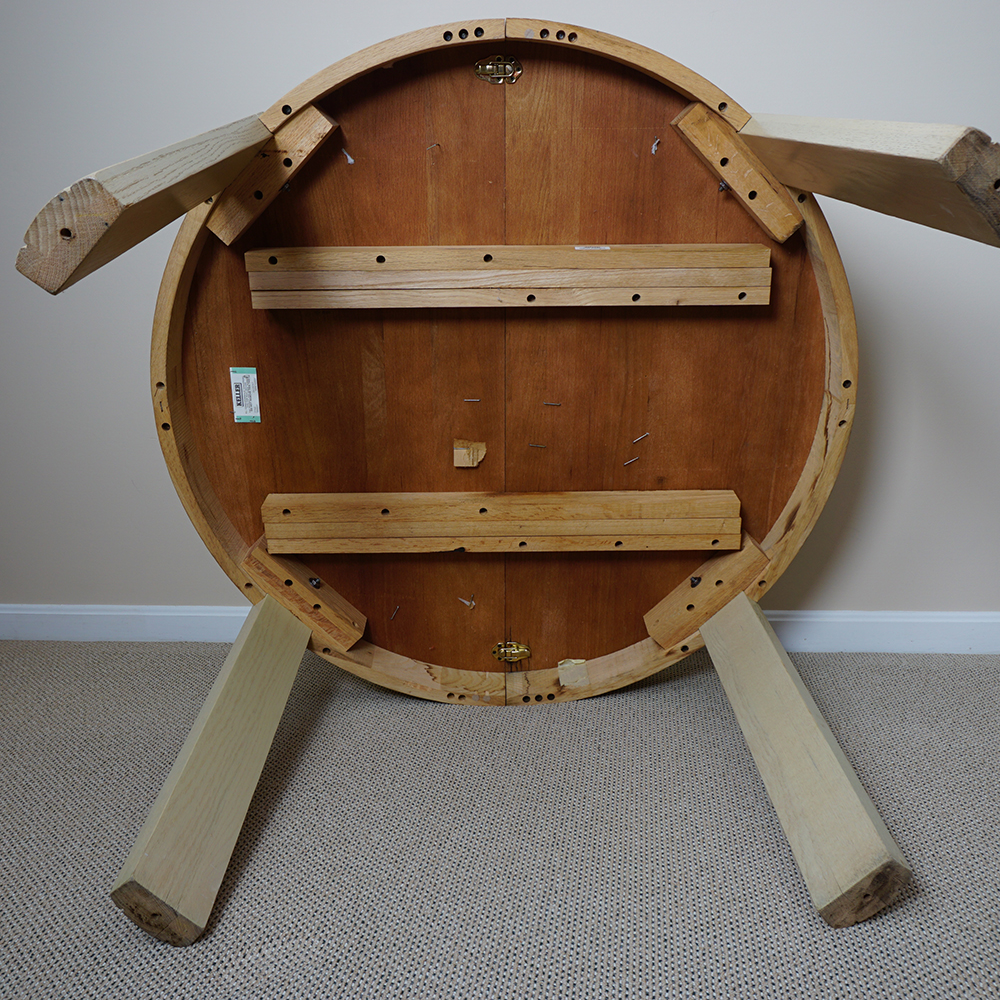 Keller Furniture Dining Set EBTH