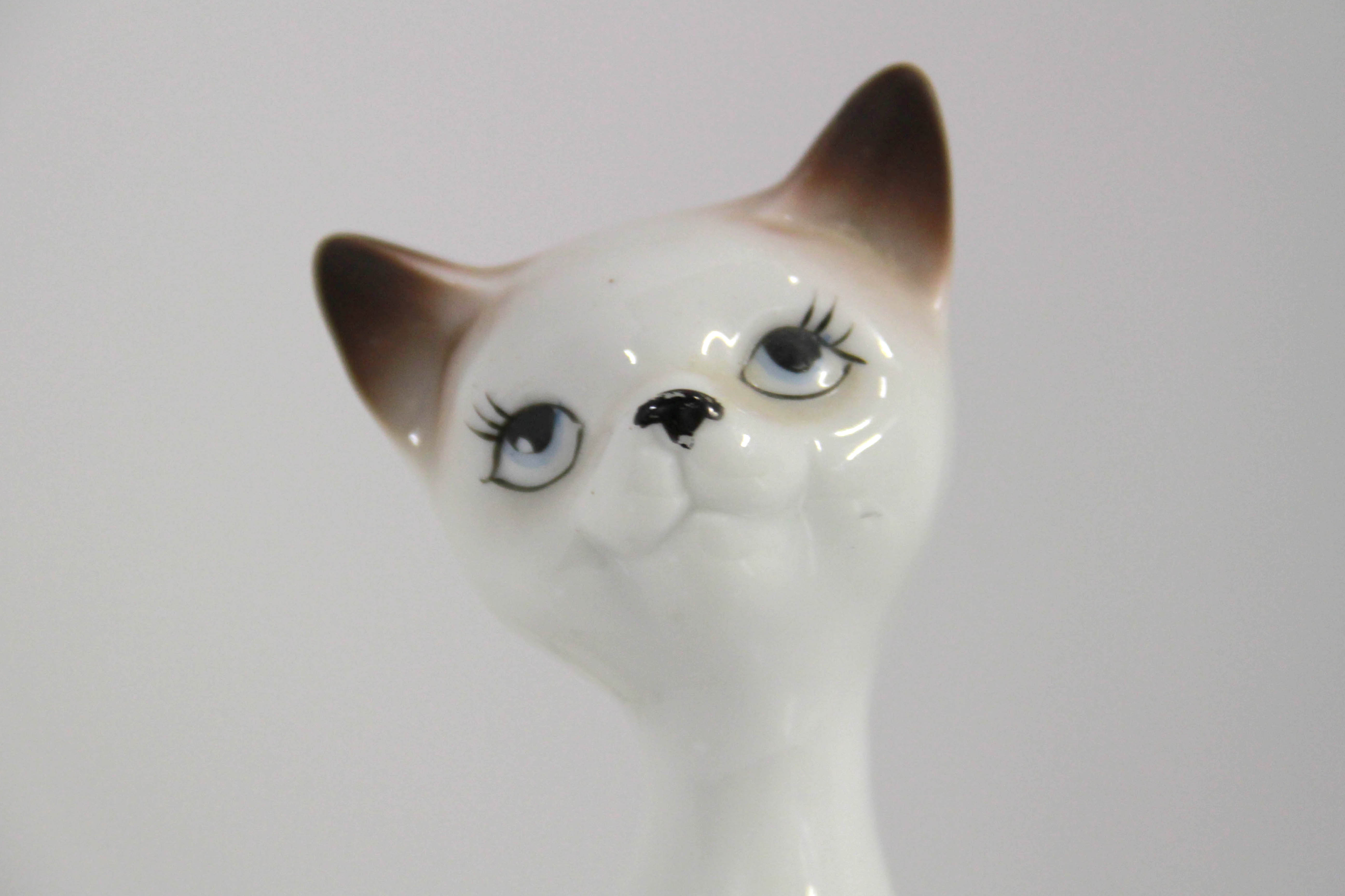 Vintage Imported Japanese Figurine Night Lights EBTH