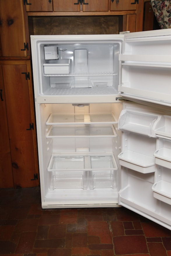 White Kenmore Refrigerator | EBTH