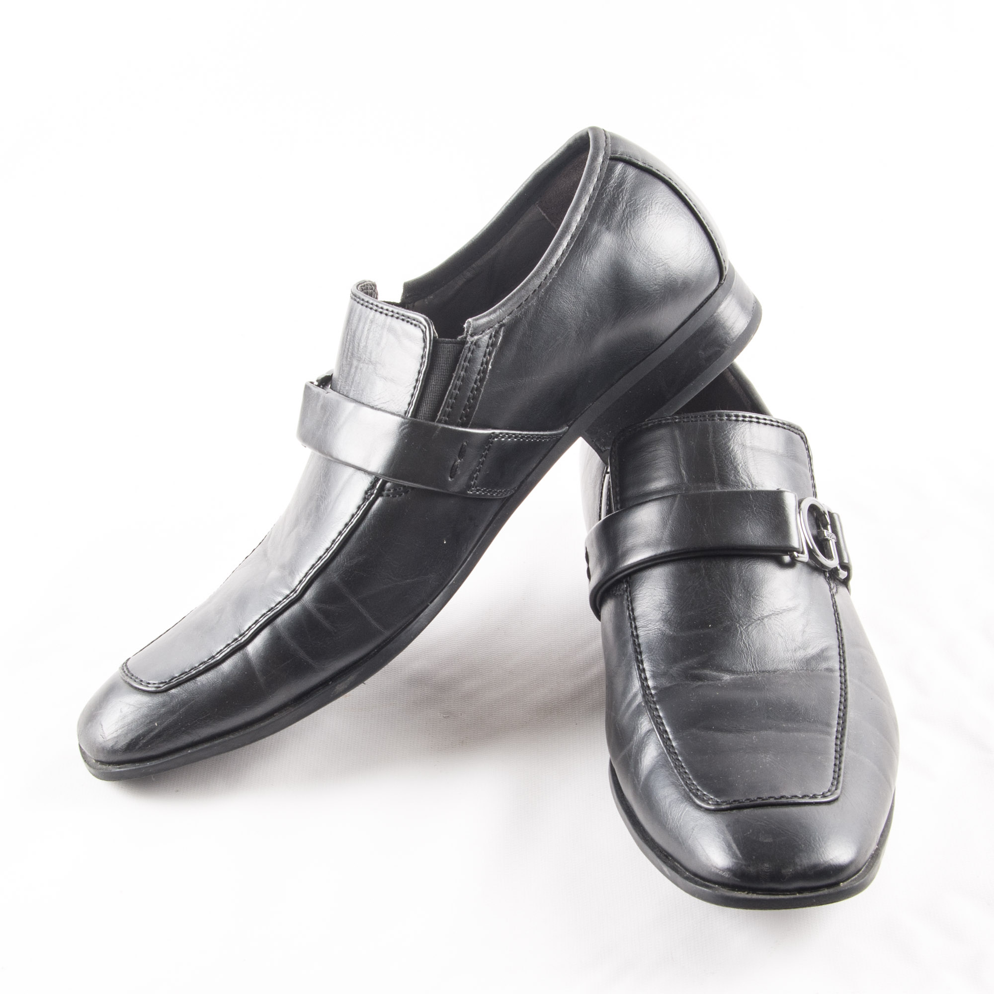 guess dress shoes