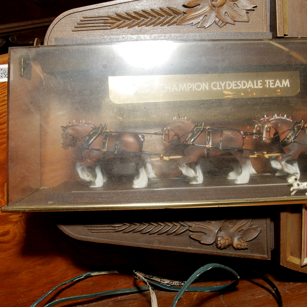 Vintage Budweiser Clydesdale Bar Clock and Light EBTH