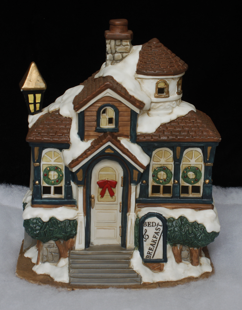 Assortment of Christmas Villages and LightUp Display Snow Blanket EBTH