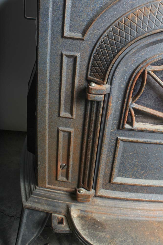Vintage Vermont Castings "Resolute" Wood Burning Stove EBTH