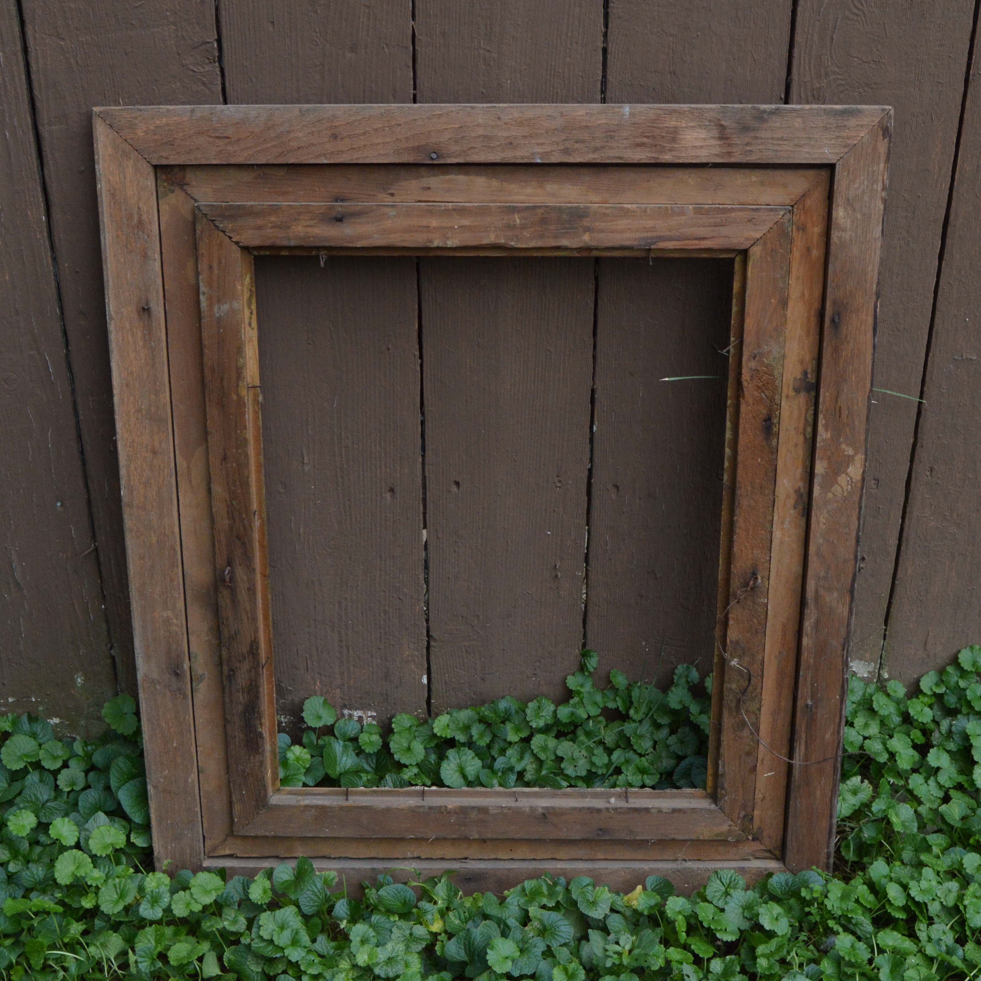 Vintage Wooden Frames EBTH