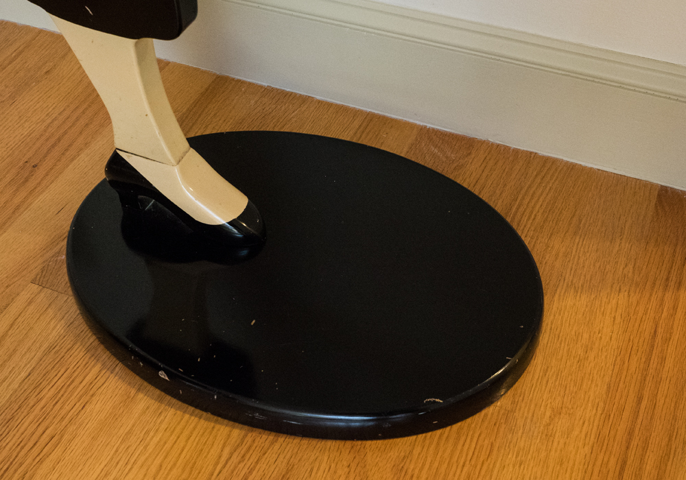 Bombay Company 'Millie The Maid' Tray Table EBTH