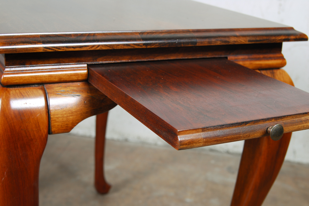 Queen Anne Style Side Table EBTH