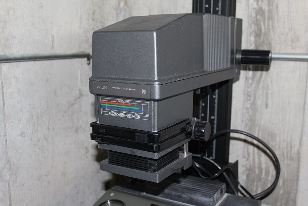 Philips Color Enlarger and Analyzer EBTH