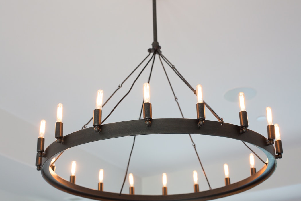 Restoration Hardware Camino Vintage Filament Round Chandelier : EBTH