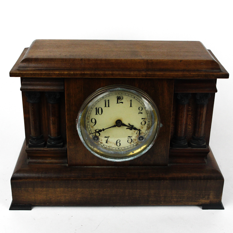 Vintage Wood Mantel Clock | EBTH