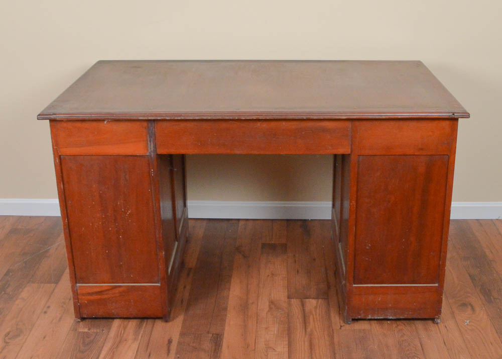 Antique Oak Partner's Desk by Indianapolis Company EBTH