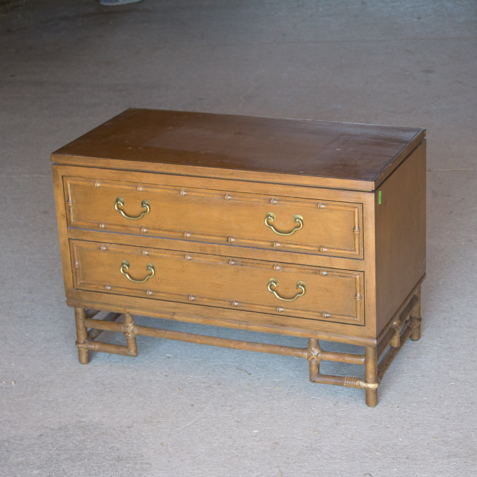 Vintage Ficks Reed Chest Of Drawers Ebth