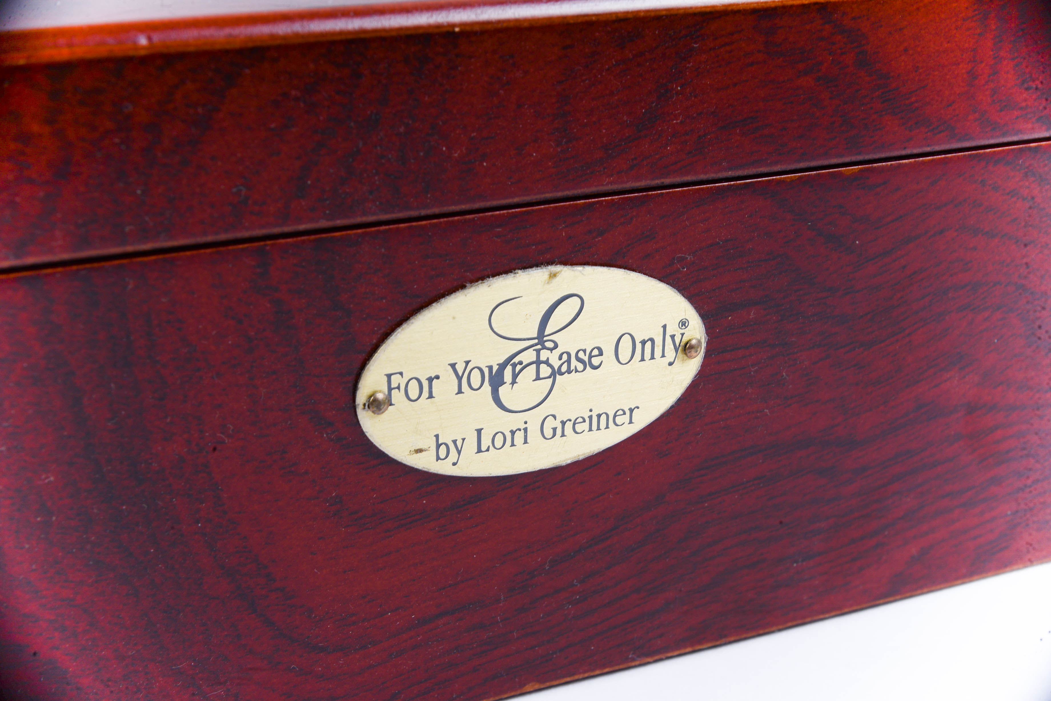 Lori Greiner Jewelry Box EBTH