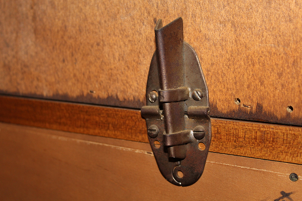 China by Tell City Furniture EBTH