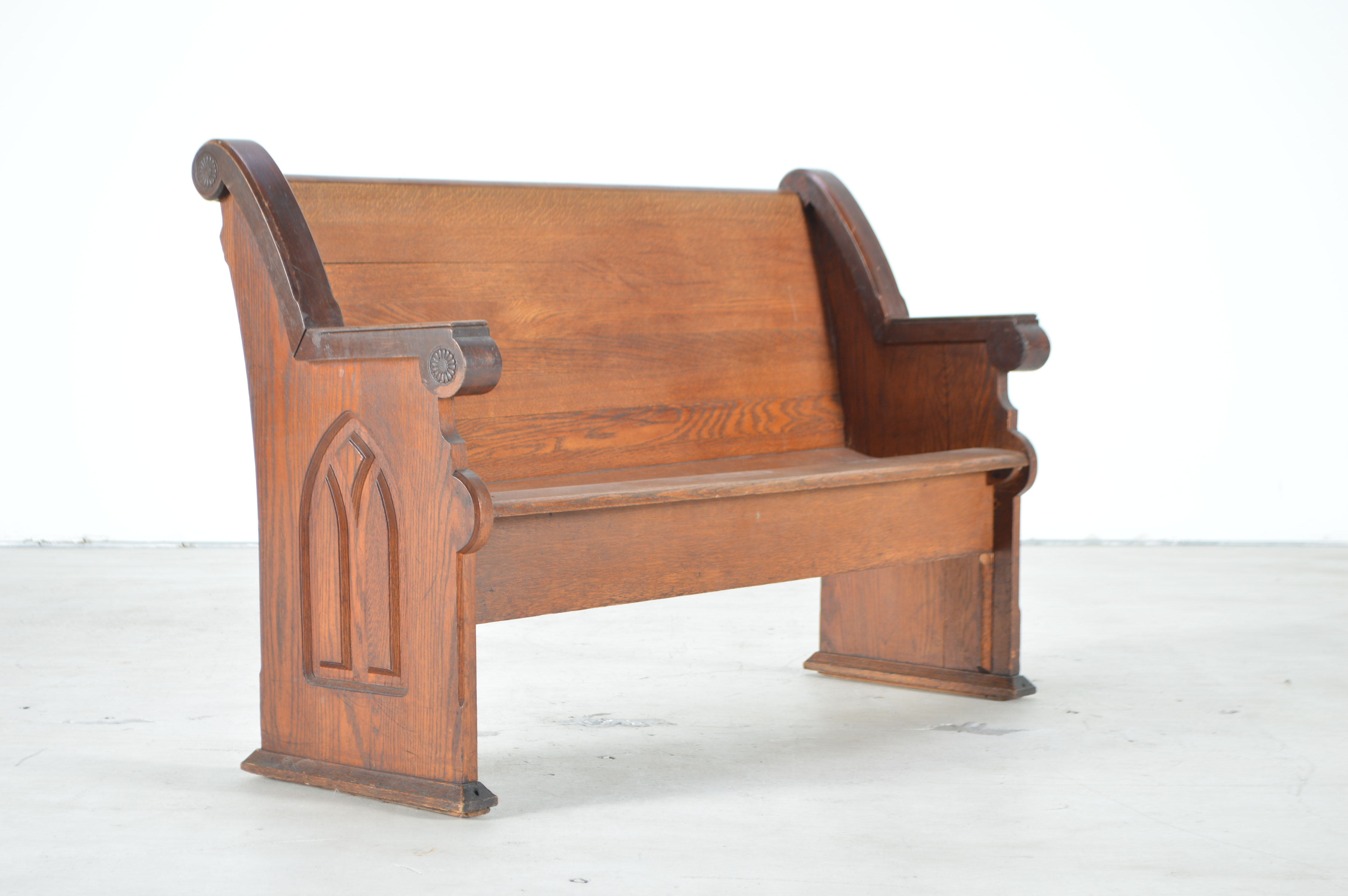 Vintage Church Pew in Oak EBTH