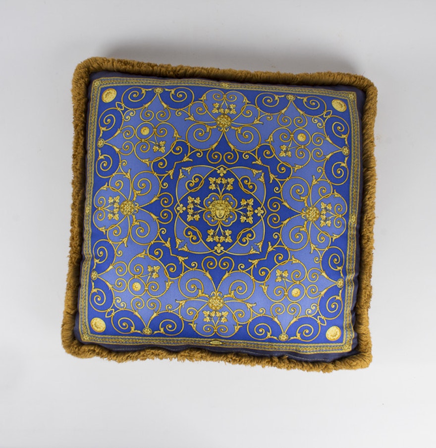 Versace Silk Throw Pillow : EBTH