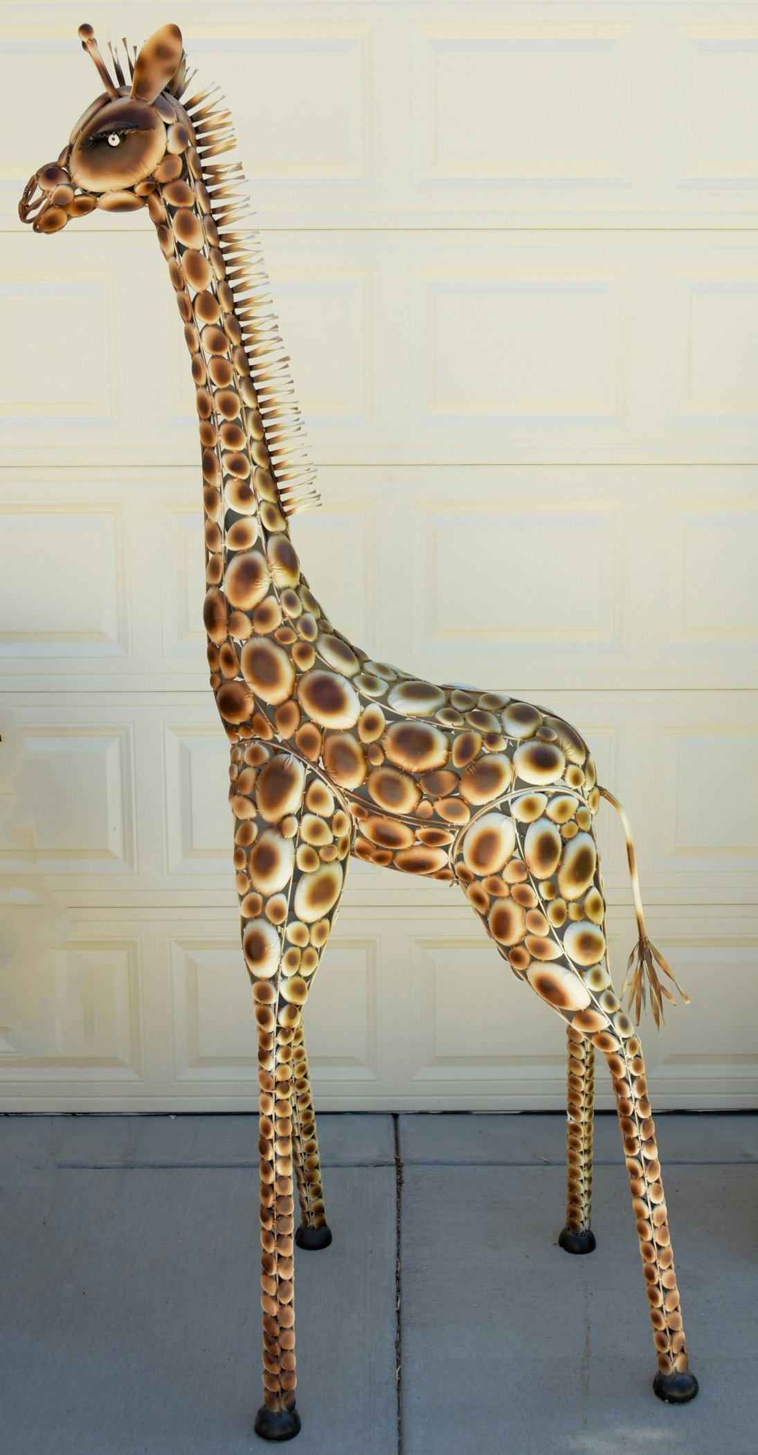 Seven Foot Tall Metal Giraffe Sculpture | EBTH