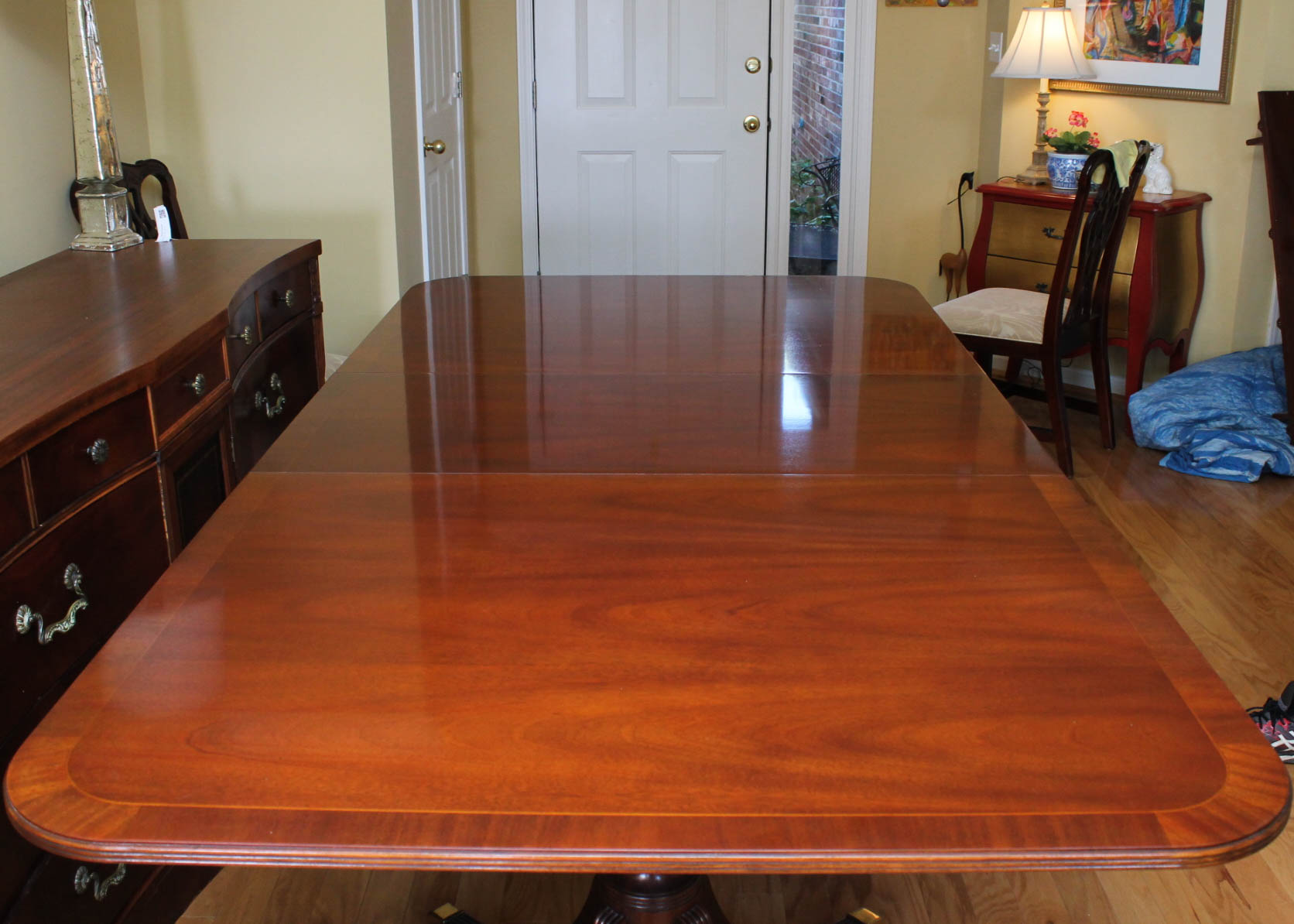 Baker Mahogany Double Pedestal Dining Room Table and Leaves EBTH