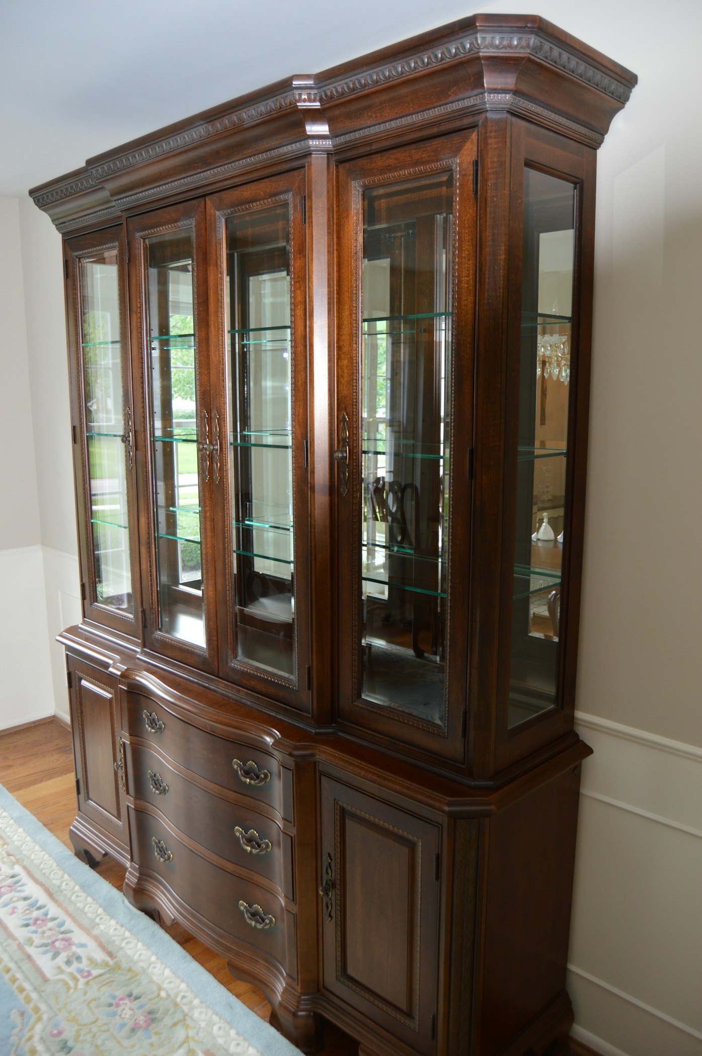 Formal Dining Room China Cabinet by American Drew | EBTH