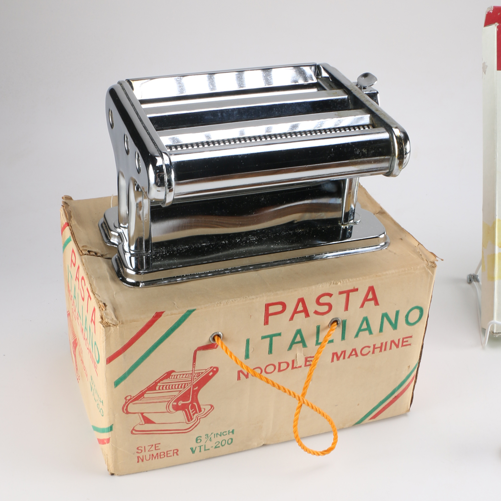 Vintage Pasta Machine and Ravioli Roller EBTH