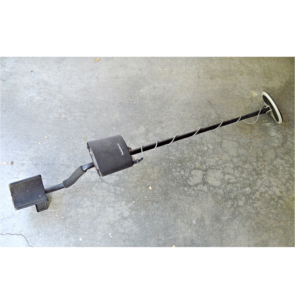 Radio Shack Discovery 1000 Metal Detector | EBTH