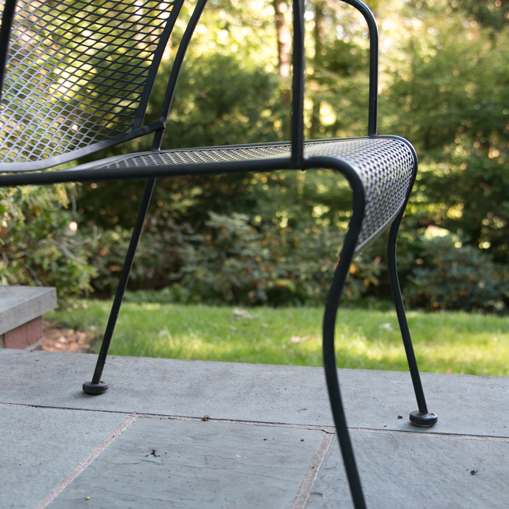 Iron Patio Barrel Chairs with Table EBTH