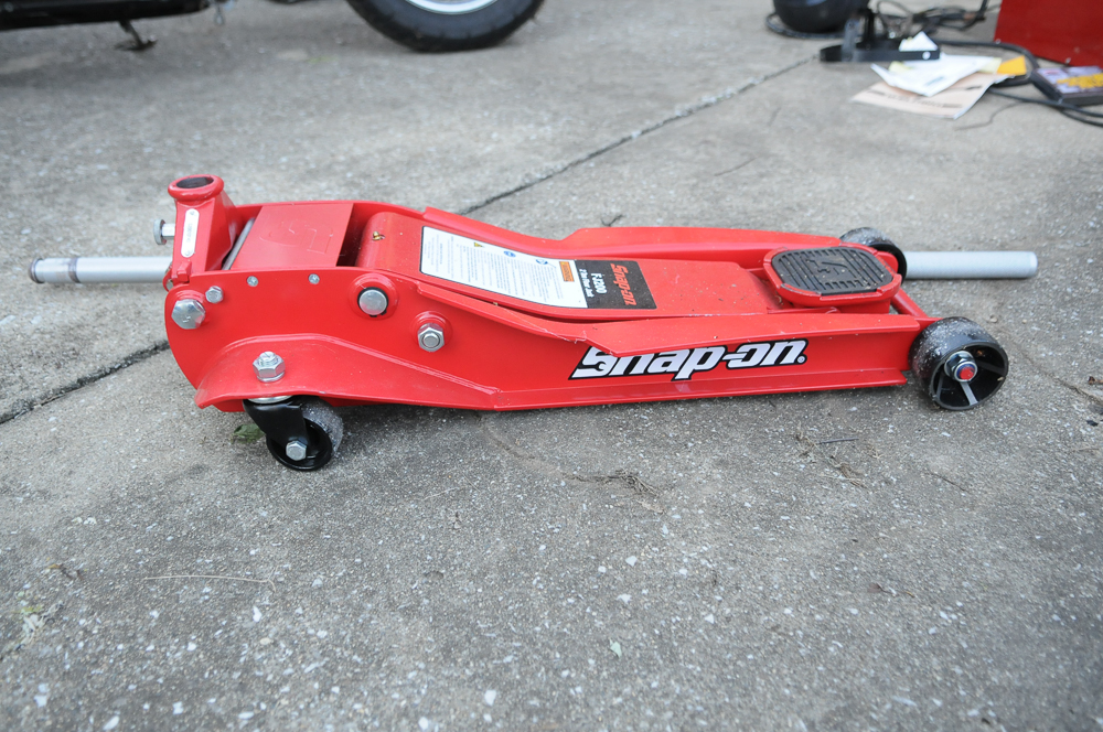 Snapon FJ200 2 Ton Floor Jack EBTH