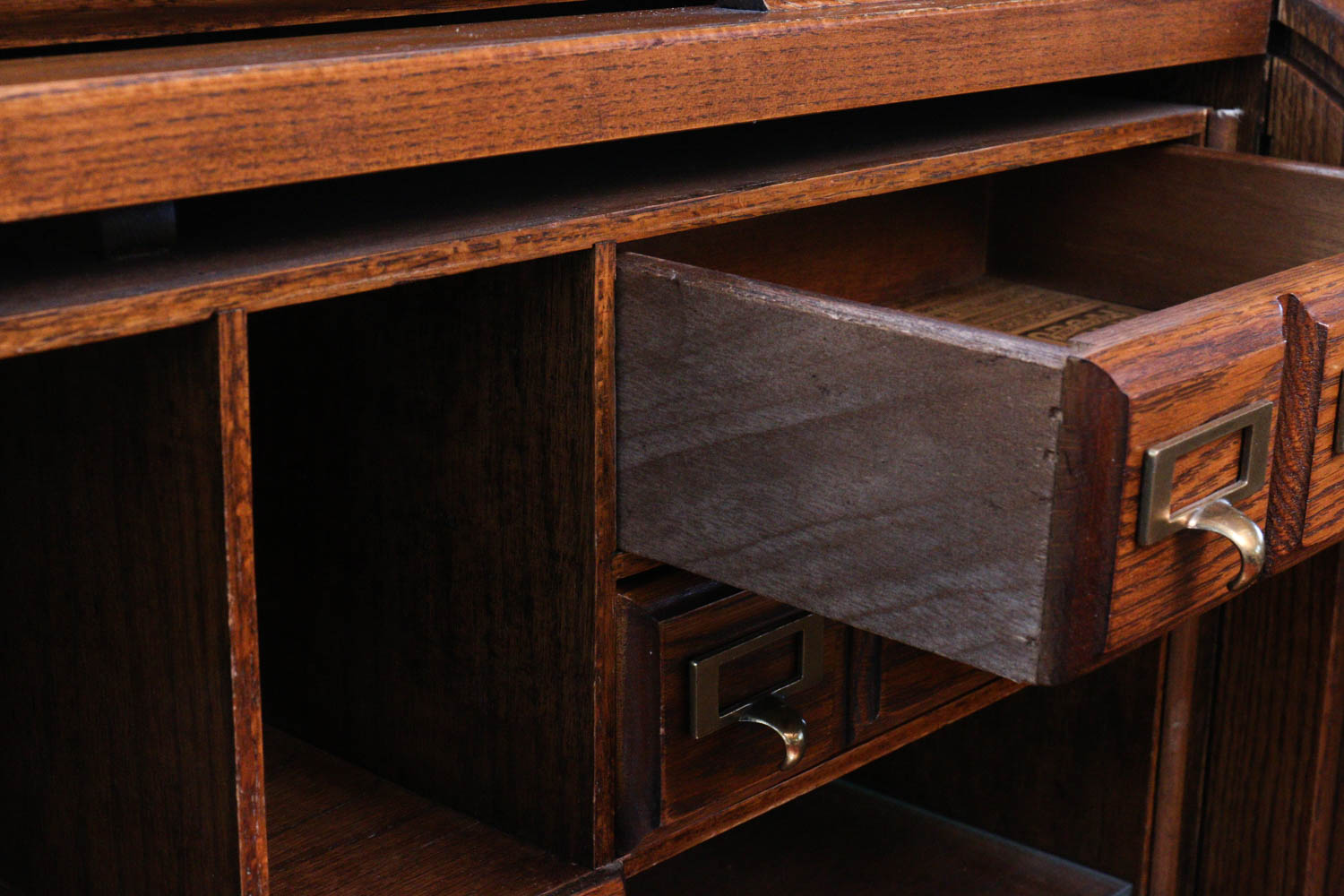 Oak Creek by Riverside Roll Top Desk with Chair EBTH