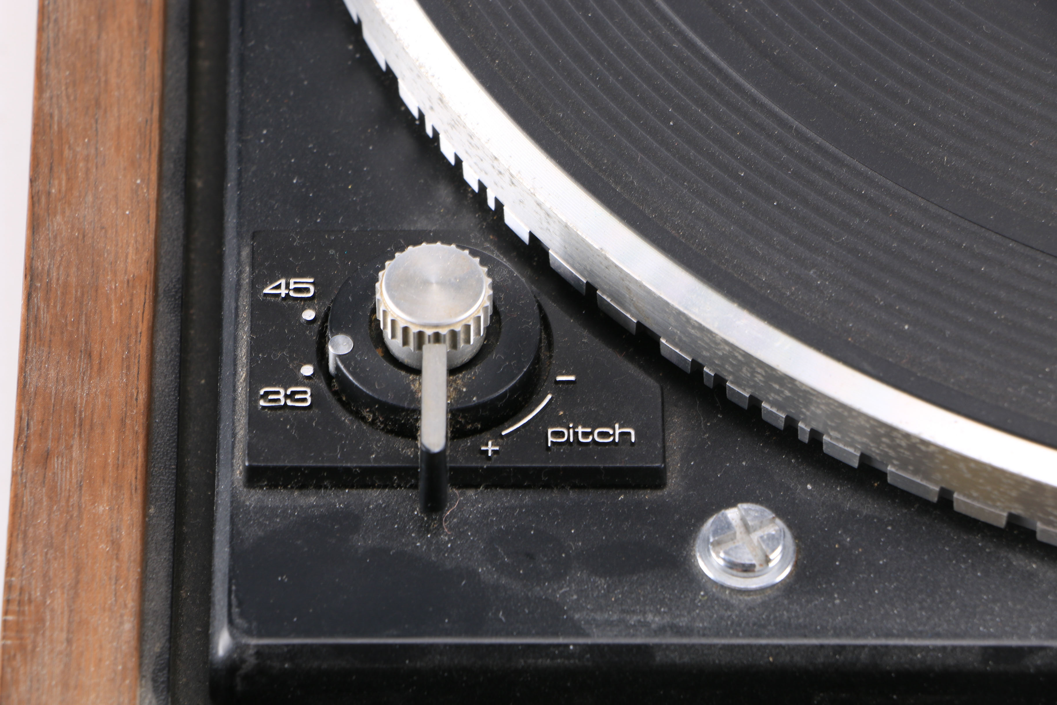 Dual 510 Belt Drive Turntable EBTH