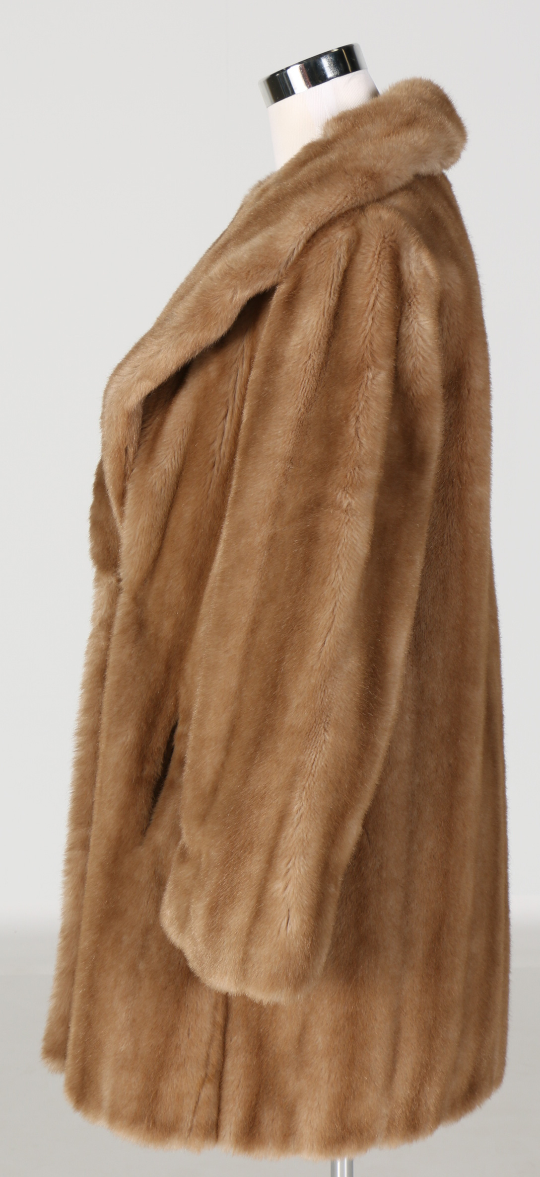 Vintage Country Pacer Tissavel Faux Fur Coat | EBTH