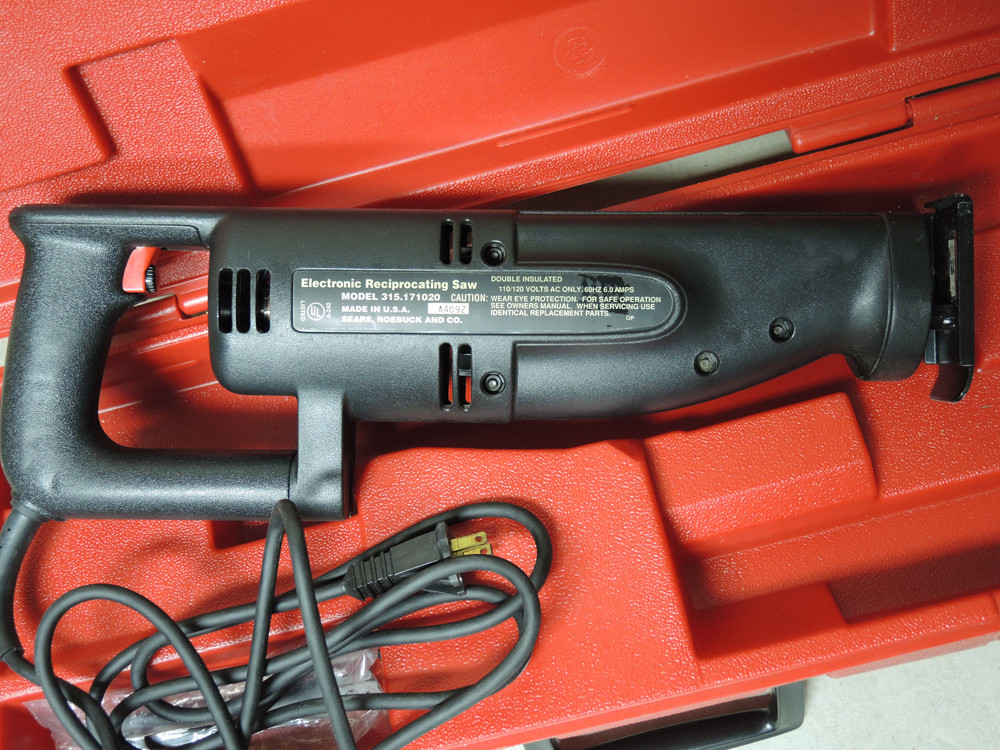 Sears Craftsman 3/4 HP Reciprocating Saw with Case EBTH