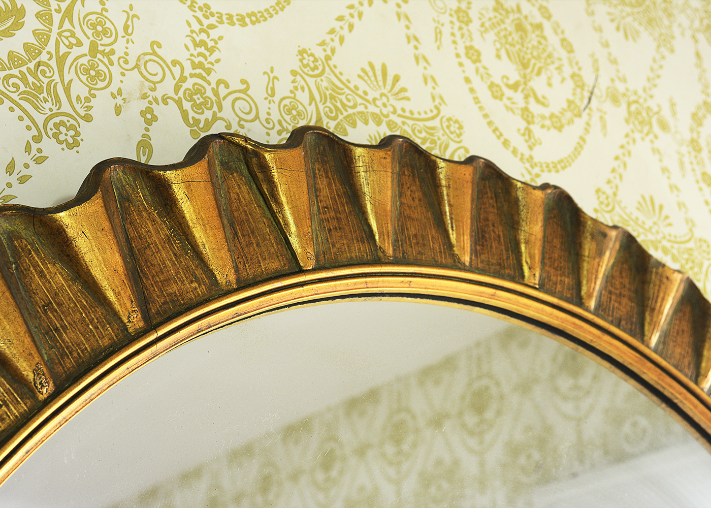 Large Round Wall Mirror | EBTH