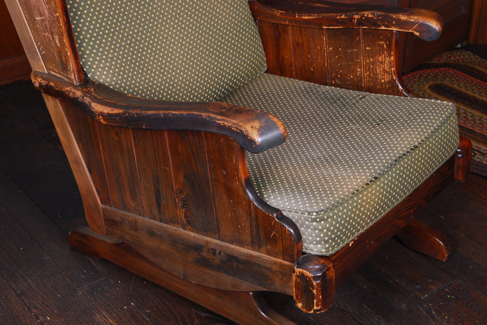 Ethan Allen Traditional Classics Rocking Chair EBTH